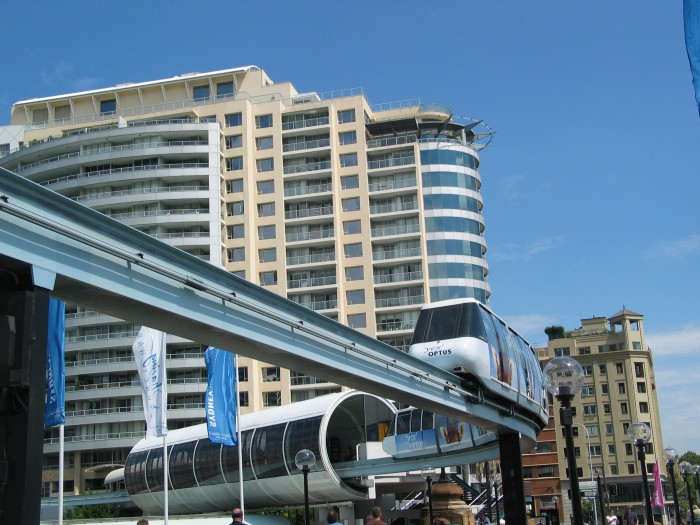 Monorail, at Harbourside station