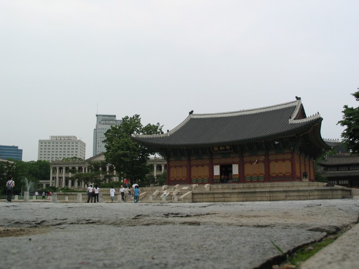Deoksugung palace: Junghwajeon