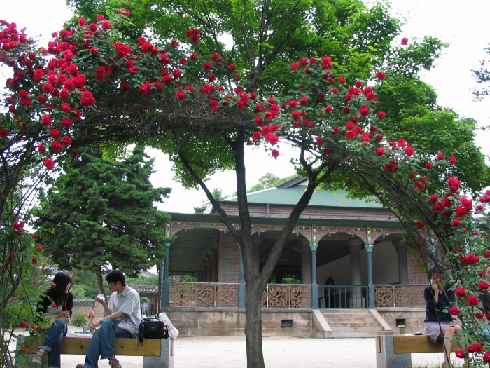 Deoksugung palace: Jeonggwanheon
